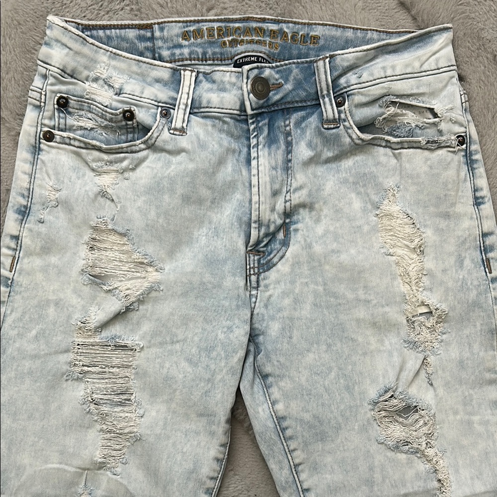 **LAST CHANCE!! American Eagle Outfitters Men’s Slim Cut Distressed Jeans - Picture 3 of 14